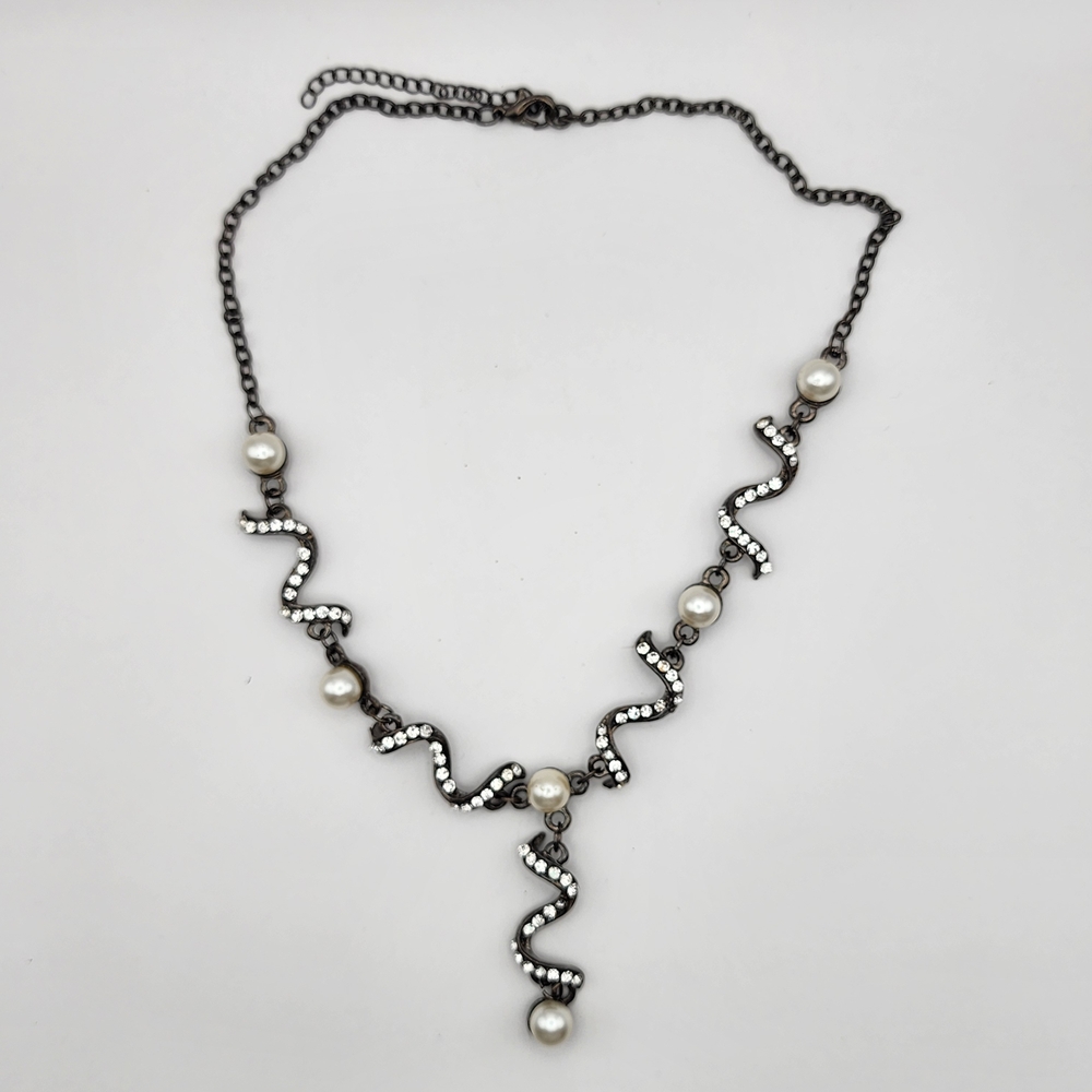 Pearl & Crystal Wave Pendant Necklace - White Pearls